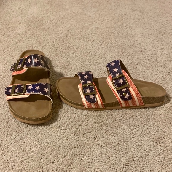 Shoes - Patriotic American flag sandal